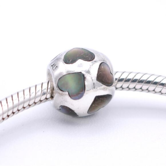 Authentic PANDORA Love Me Black Mother of Pearl Charm - 790398MPB - Picture 4 of 9